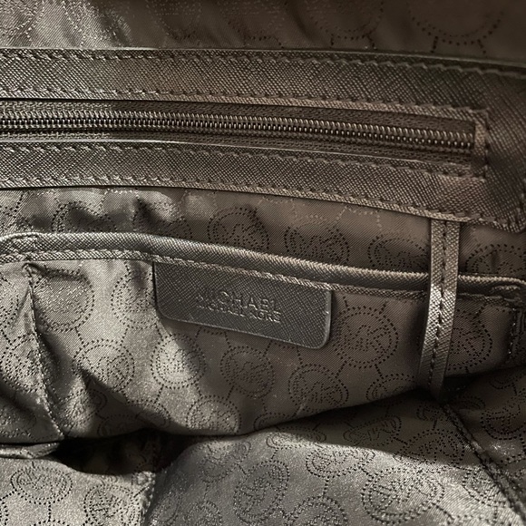 Black Michael Kors Handbag - Picture 5 of 9